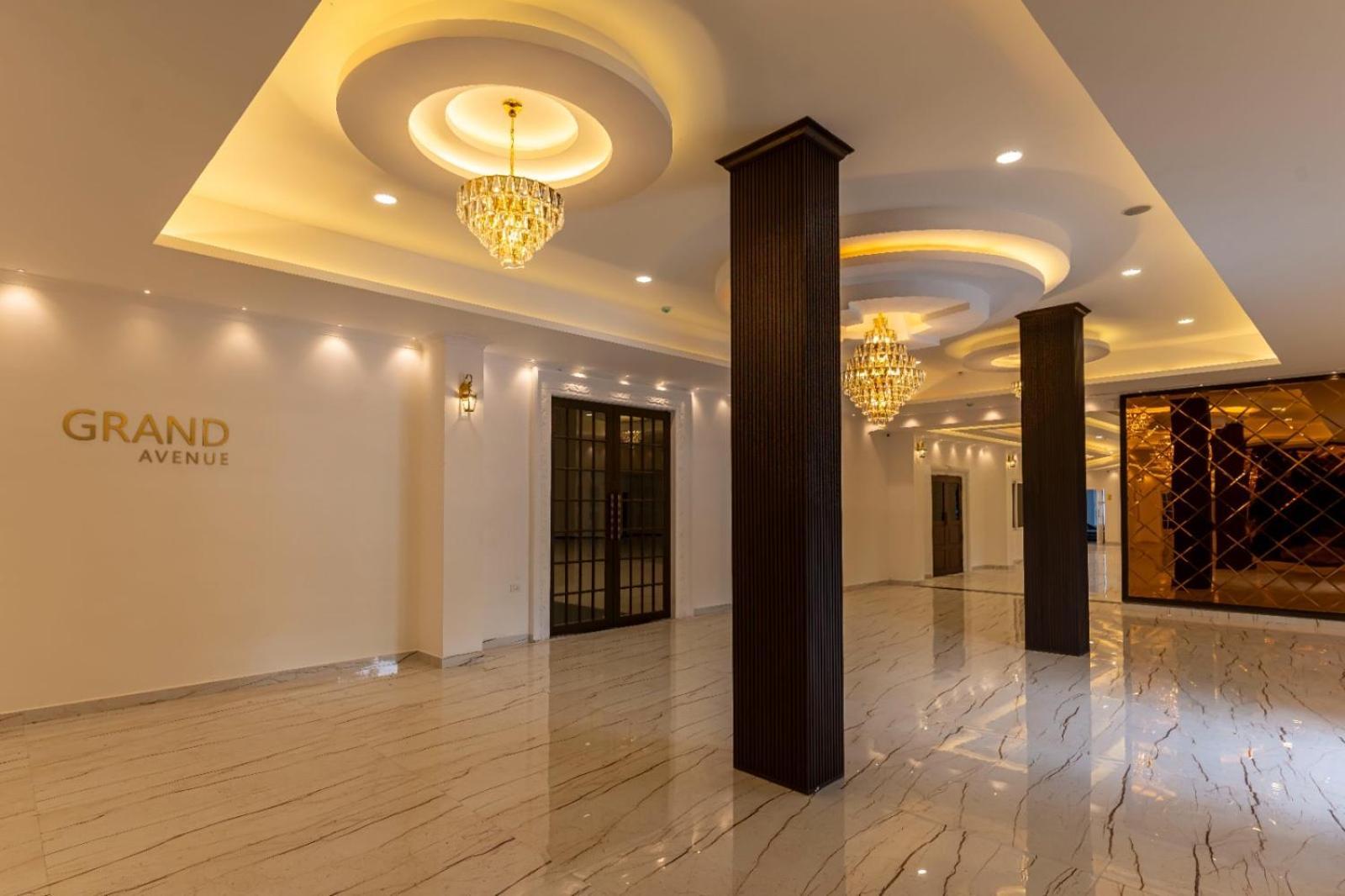 Eden Garden Convention Center Hotel Adur Eksteriør billede